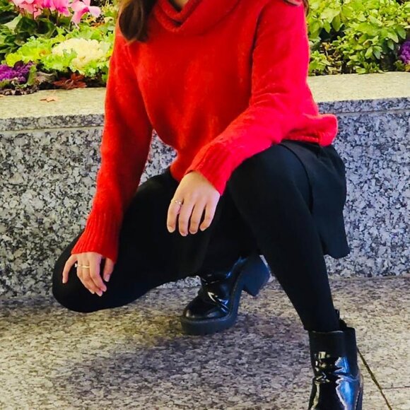 Black Platform Chelsea Boots - Excellent Condition (Size 7.5 USA) - Picture 4 of 4